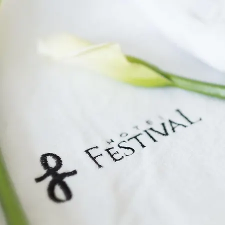 Hotel Festival 4*