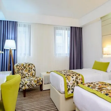 Hotell Festival 4*